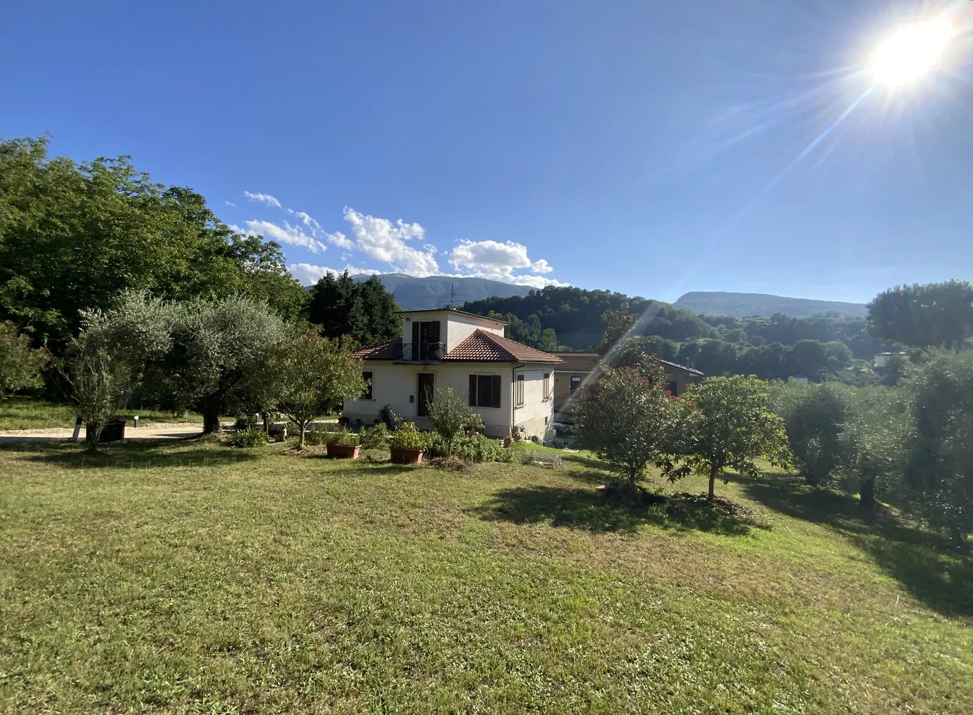 La Finestra sulle Stelle, la casa vacanze a Folignano immersa nel verde